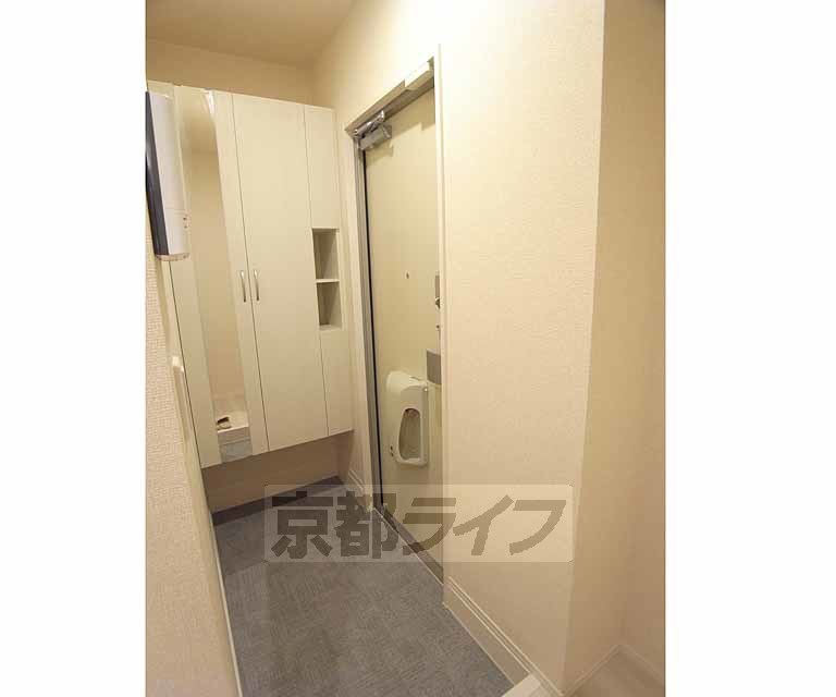 玄関　・お問い合わせは京都ライフ出町柳店まで・