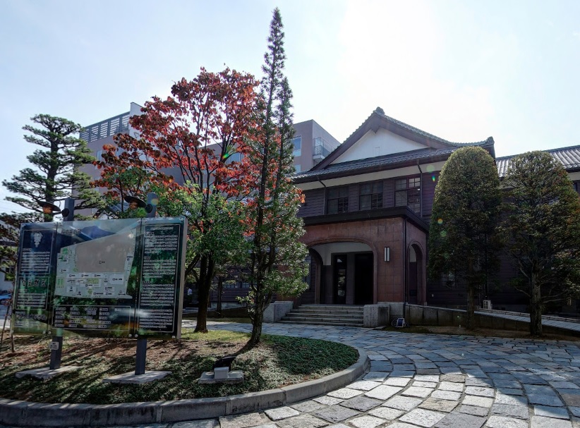 高校・高専　私立松商学園高校（高校・高専）まで1698m