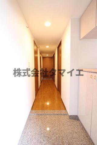 玄関　※参考写真