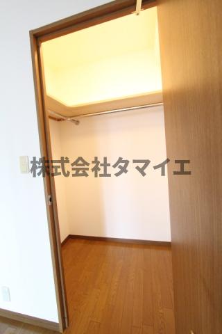 収納　※参考写真　ウォークインクローゼット