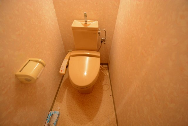 トイレ　シンプルで使いやすいトイレです♪