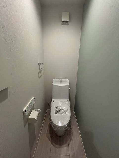 トイレ　同施工会社参考写真