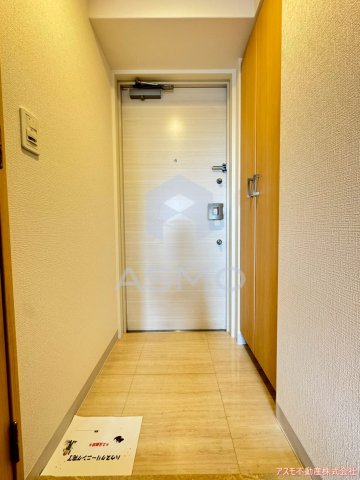 玄関　※建物内別間取参考写真