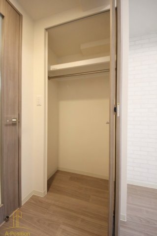 収納　プレサンス梅田II