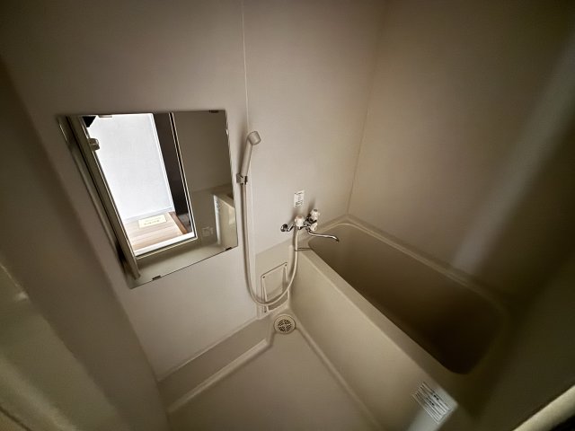 バス・シャワールーム　※別号室の参考写真です。