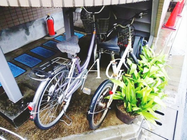 その他共有部分　駐輪スペースです。