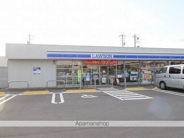 コンビニ　ローソン（コンビニ）まで578m