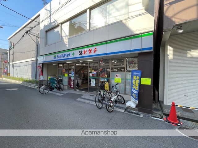 コンビニ　ファミリーマート（コンビニ）まで497m
