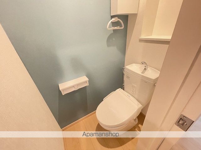 メニーズコート西宮の沢タウンC棟のトイレ写真