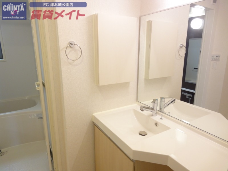 洗面設備　同タイプ写真