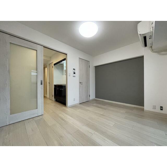 居室・リビング　同間取り別住戸の写真です
