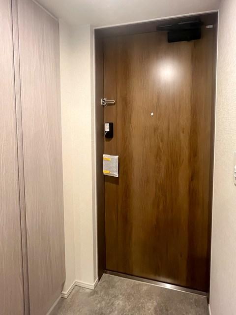 玄関　※写真は同タイプ住戸です。