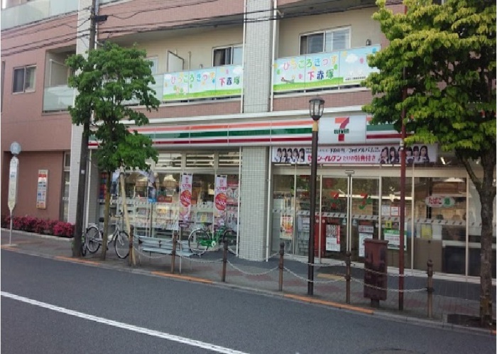 コンビニ　セブンイレブン　板橋赤塚中央通り店（コンビニ）まで380m