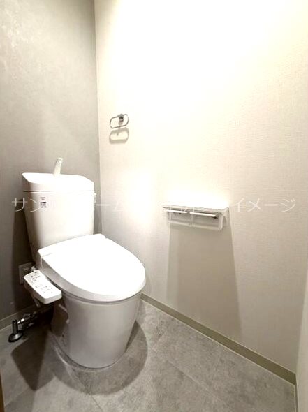 クレスト高安町南のトイレ写真