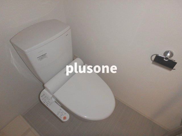 アドバンス心斎橋ラシュレのトイレ写真