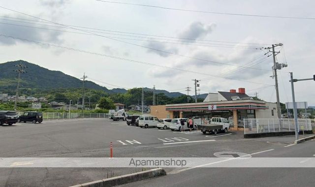 コンビニ　セブンイレブン（コンビニ）まで3293m