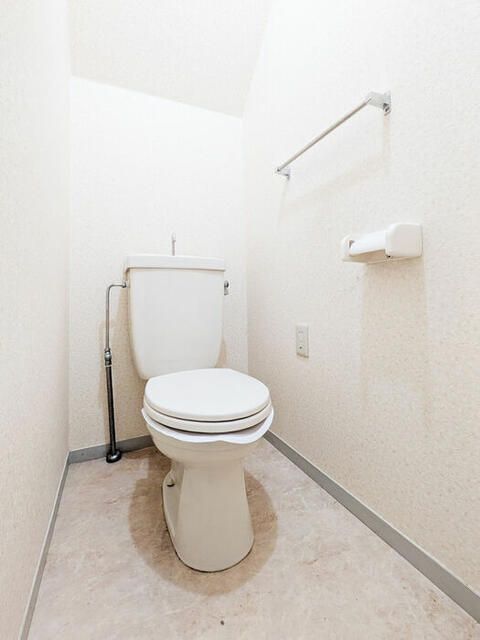トイレ　コンパクトで使いやすいトイレです