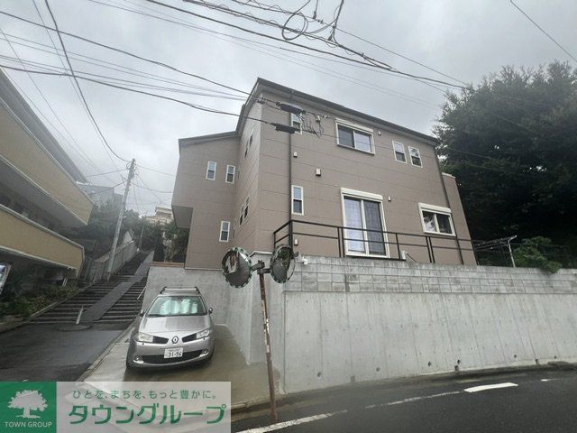東寺尾6丁目戸建の外観写真