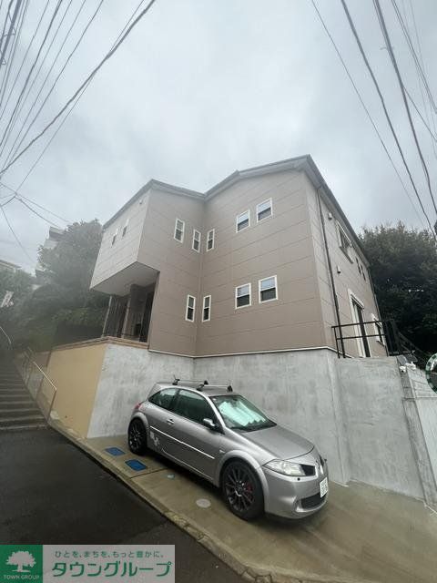 東寺尾6丁目戸建の外観写真