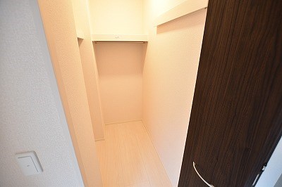 収納　ウォークインクローゼット