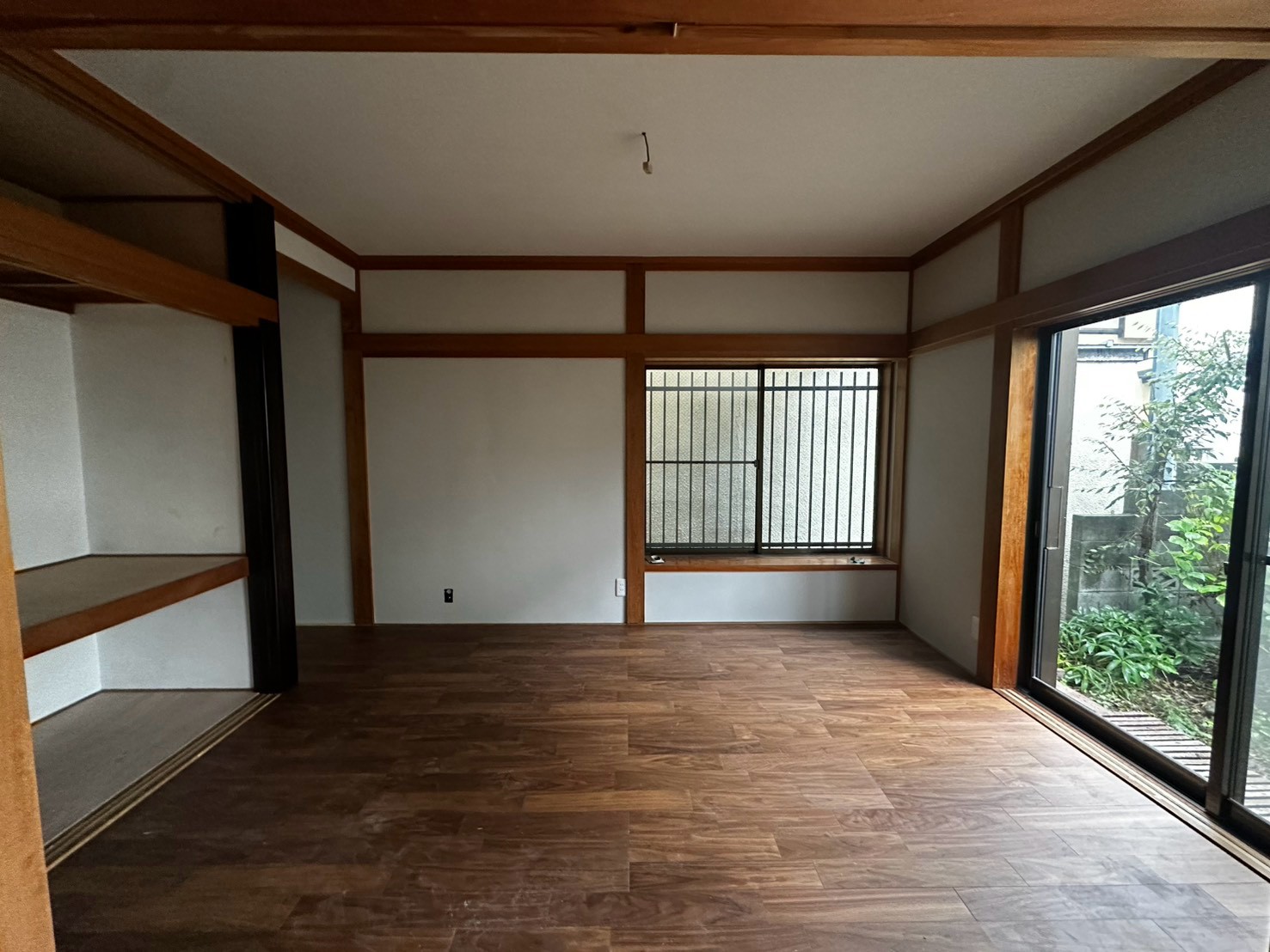 清水3丁目貸家の居間写真