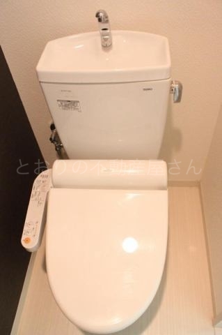 トイレ　ウォシュレット付きトイレ