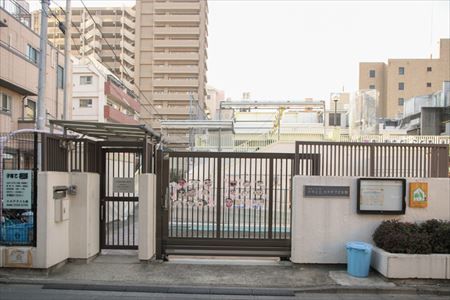 東京メトロ丸ノ内線 四谷三丁目駅 徒歩4分 3階建 築1年の周辺写真
