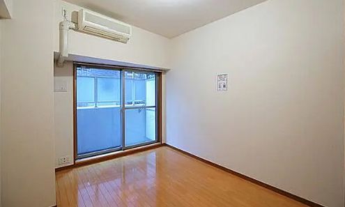 居室・リビング　参考写真：別部屋タイプ