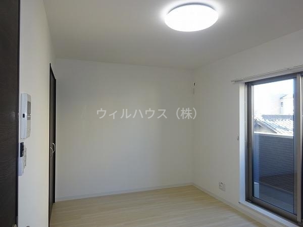 居室・リビング　室内きれいです！