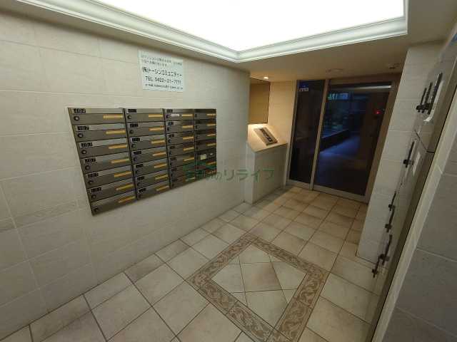 エントランス　フェニックス新高円寺弐番館