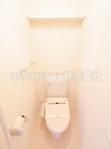 トイレ　※同仕様写真