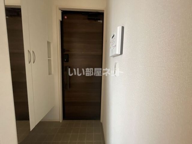 近鉄南大阪線 土師ノ里駅 徒歩9分 3階建 築7年の玄関写真