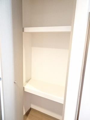 クレセント新開 Aの内装写真