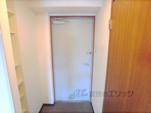 メゾン・フェアリーの玄関写真