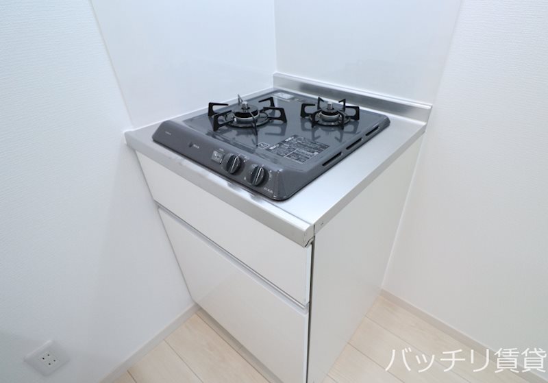 キッチン　画像は同型イメージの為、現況を優先いたします。