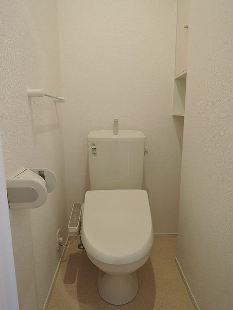 エレガント神谷原のトイレ写真