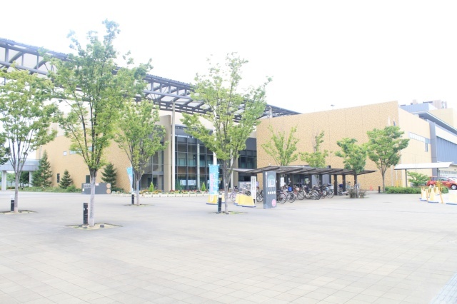 小学校　山之内小学校（小学校）まで380m