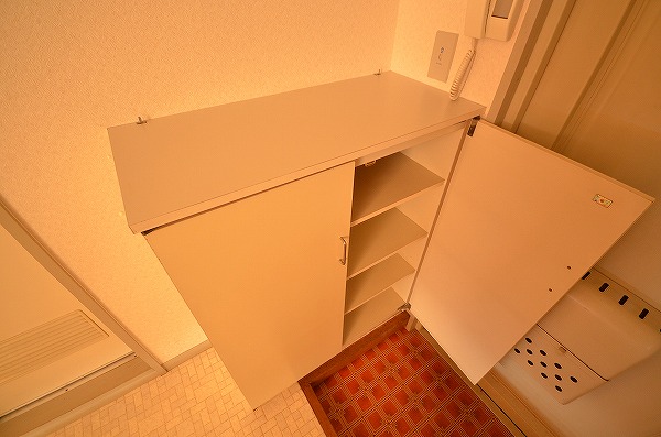 エントランス　シューズBOX