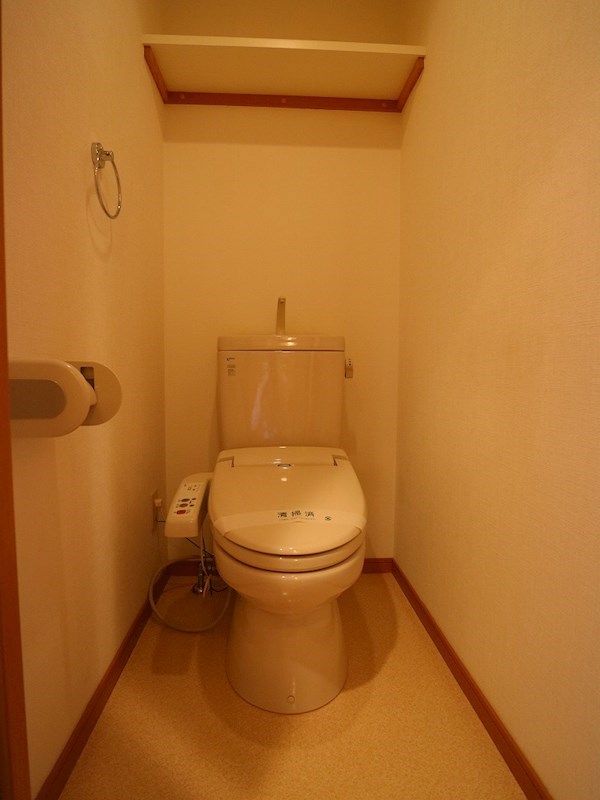 【宗像市自由ヶ丘のマンションのトイレ】