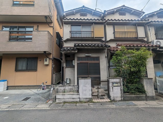 京都市山科区椥辻中在家町のその他の建物外観