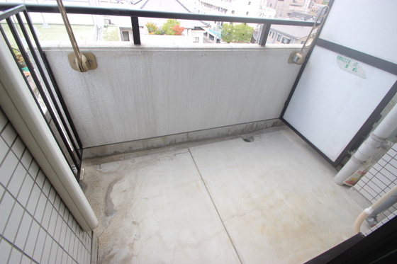 バルコニー　別部屋の写真です。