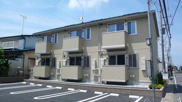 建物外観　南向きで日当たり良好