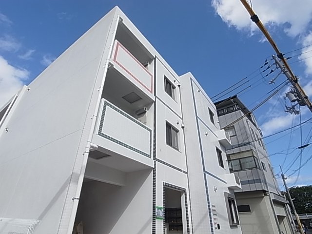 神戸市須磨区古川町のマンションの建物外観