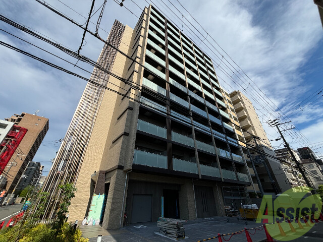 【吹田市垂水町のマンションの建物外観】