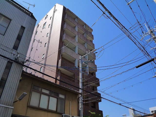 アスヴェル京都市役所前の建物外観