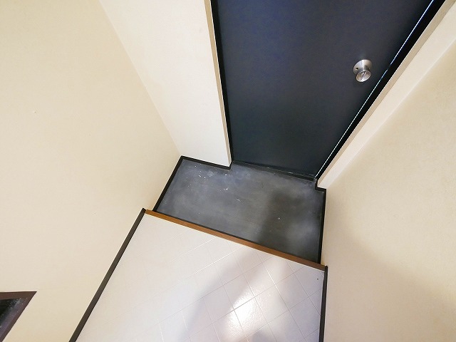 玄関　収納もある玄関です