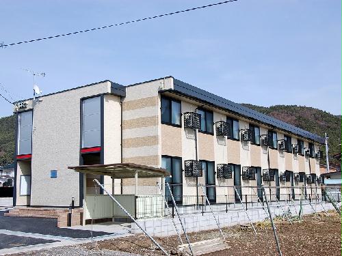 【レオパレスパーチェの建物外観】