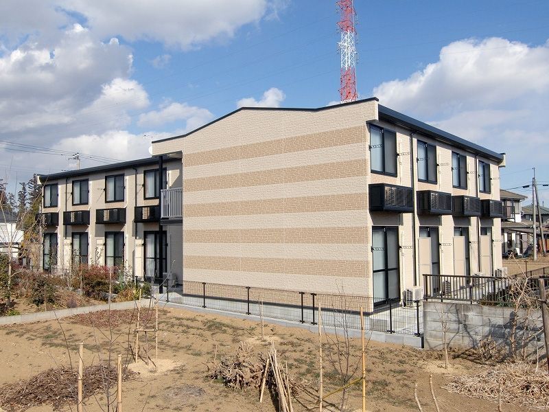 比企郡嵐山町大字志賀のアパートの建物外観