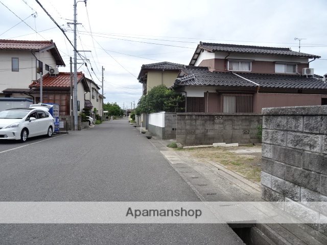 その他　前面道路（その他）まで0m