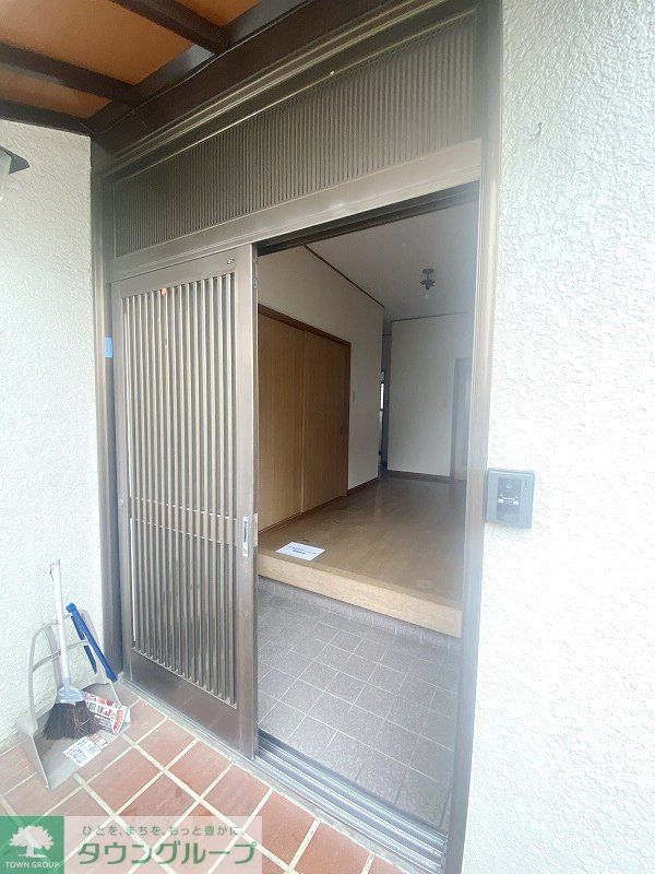 玄関　エントランス